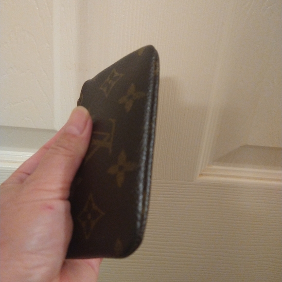 Louis Vuitton Monogram Key Cles - Picture 9 of 12